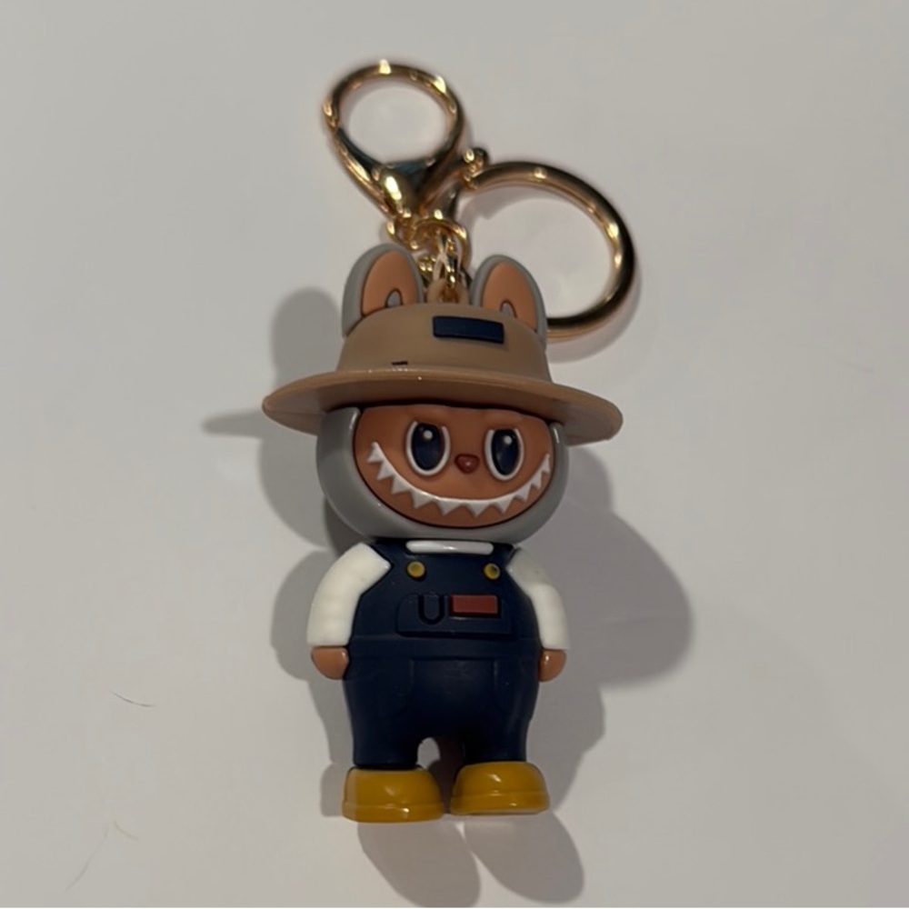 Labubu Keychain with Hat - Picture 2 of 2